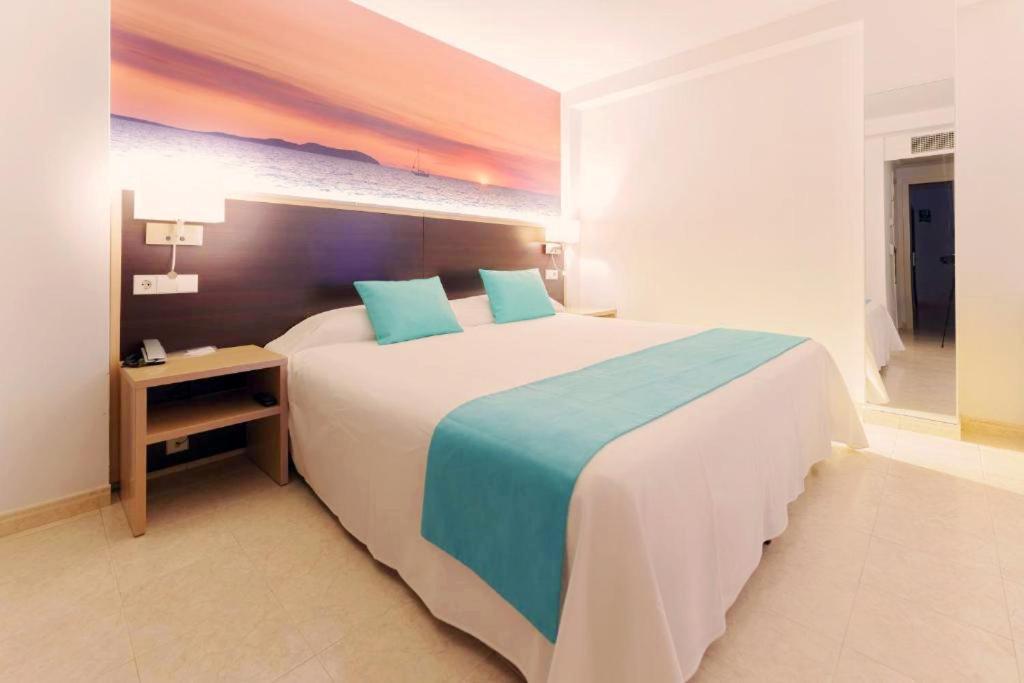 Hotel Orosol By Typic Hotels Сан-Антонио-Абад Экстерьер фото